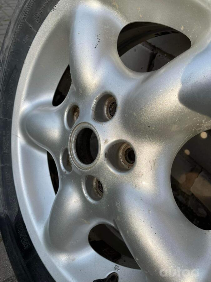 Land rover, light alloy