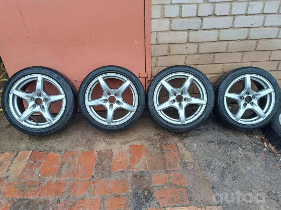 Dezent, aliaj ușor