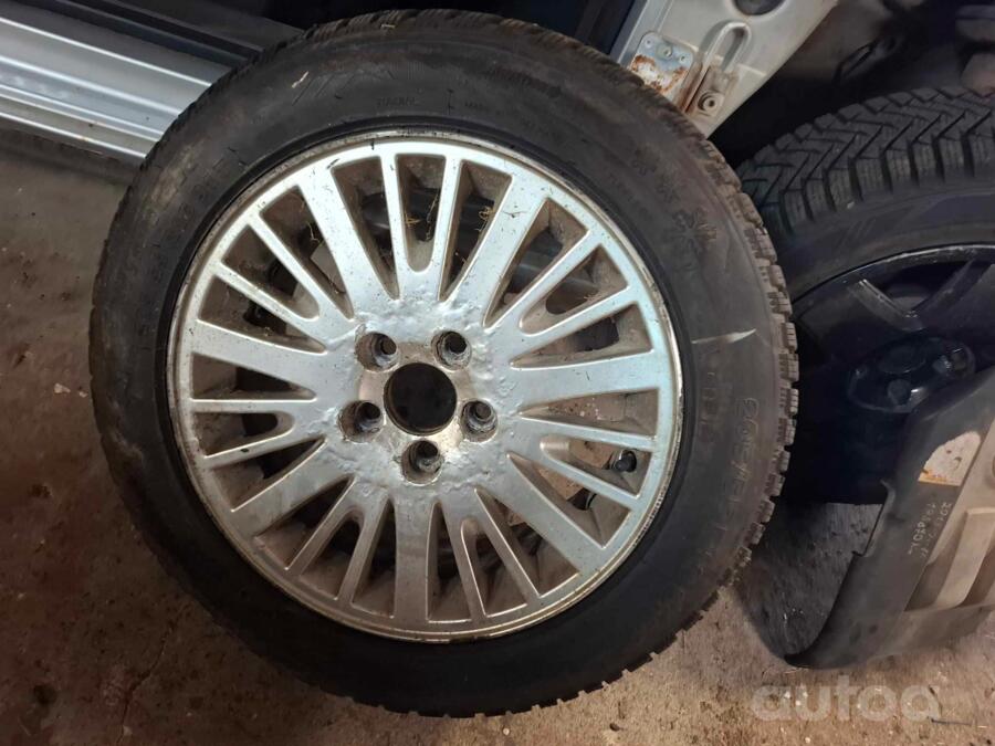 Volvo, aliaj ușor