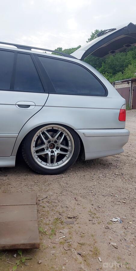 Bmw, light alloy