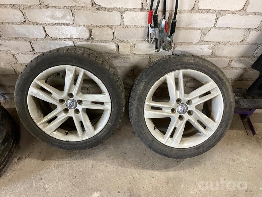 Volvo, aliaj ușor