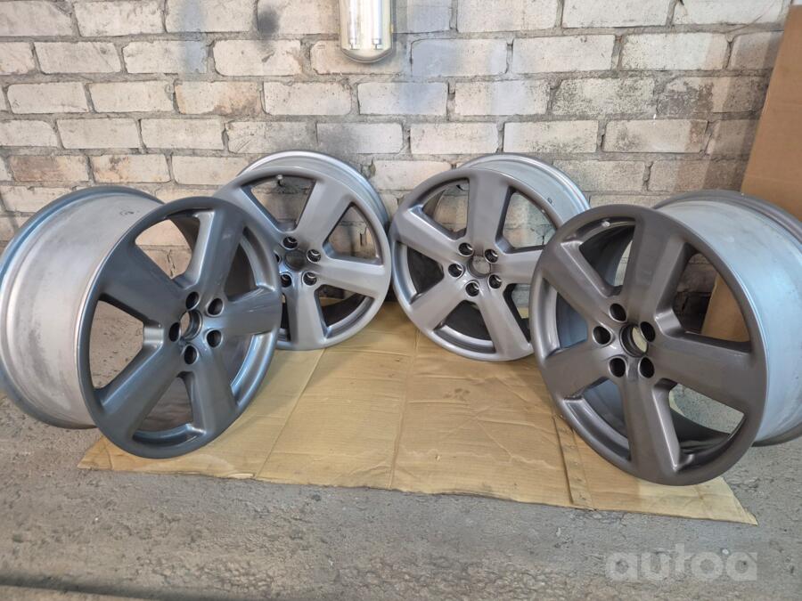Audi, light alloy