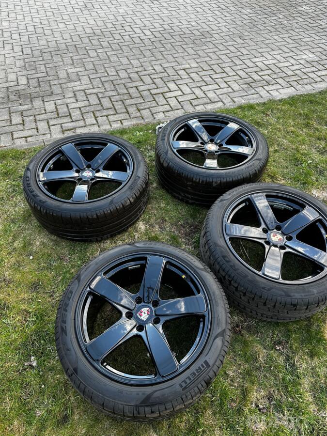 Porsche, light alloy