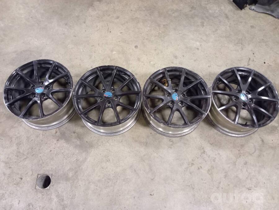 Mitsubishi, light alloy