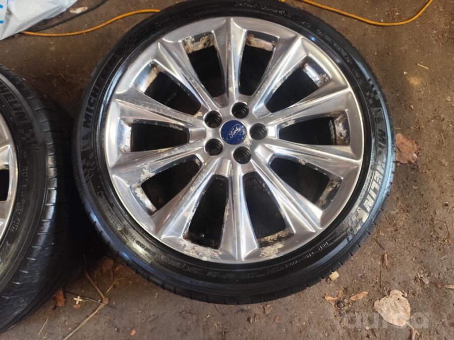 Ford, light alloy