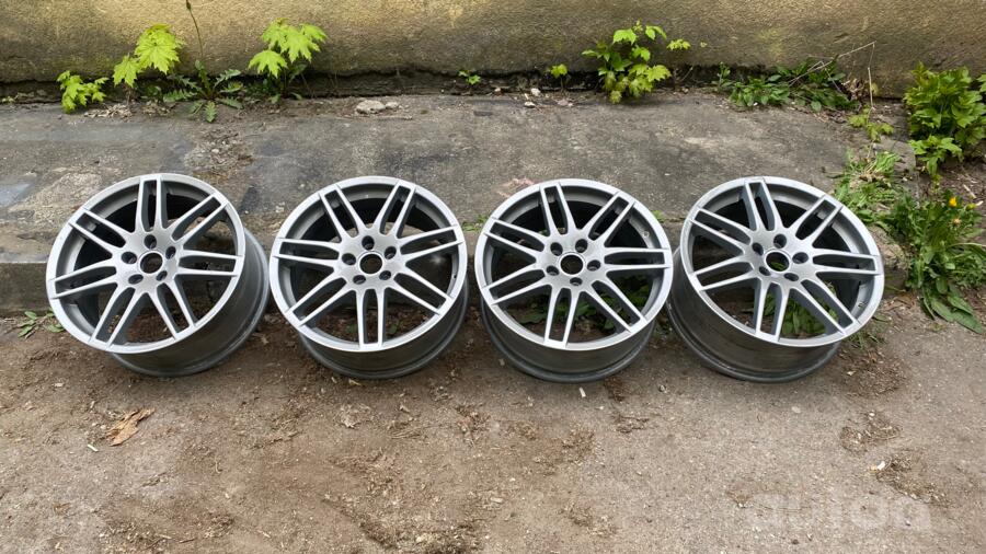 Audi s4, aliaj ușor
