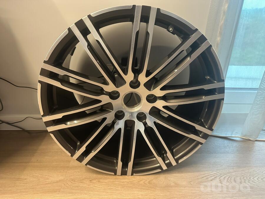 Porsche, aliaj ușor