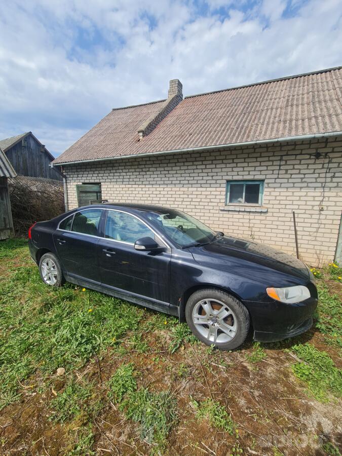Volvo, aliaj ușor