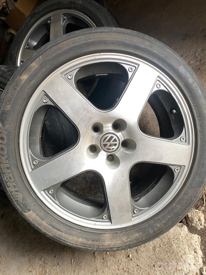 VW, aliaj ușor
