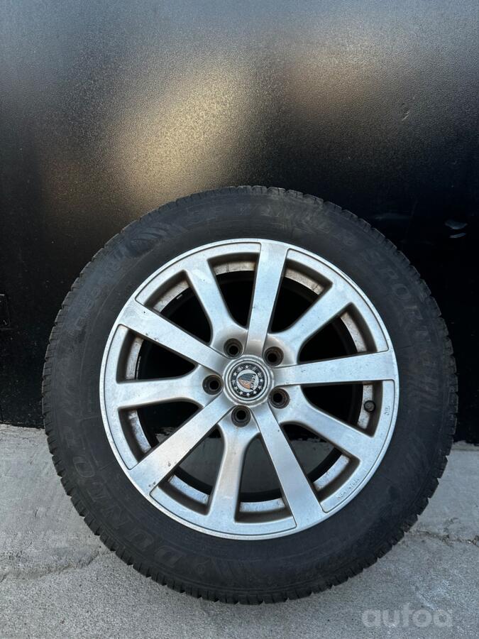 Ford/Volvo, aliaj ușor