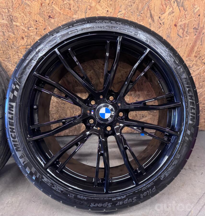 Bmw, forjată