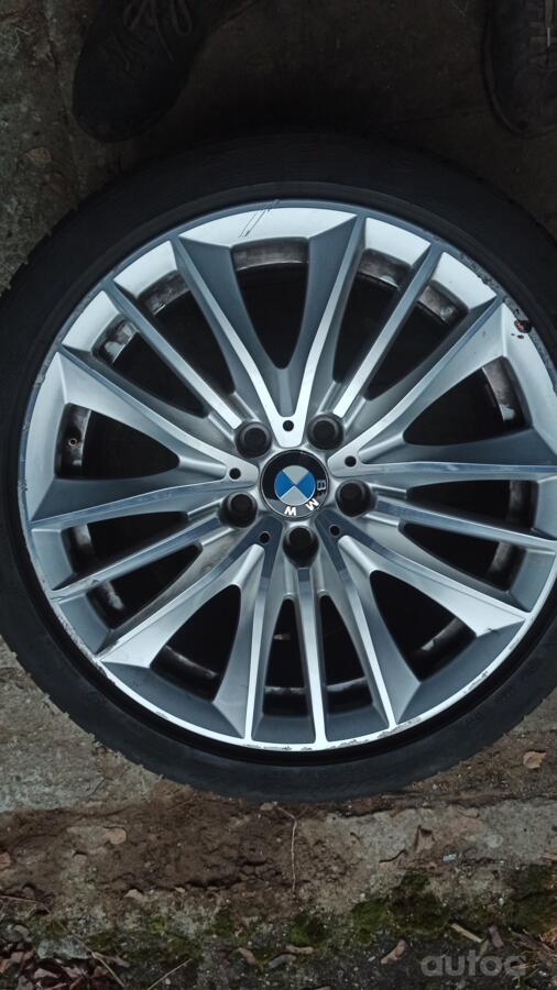 Bmw, light alloy