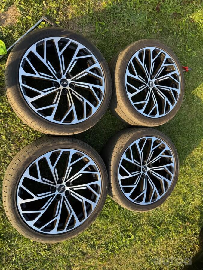 Audi, aliaj ușor