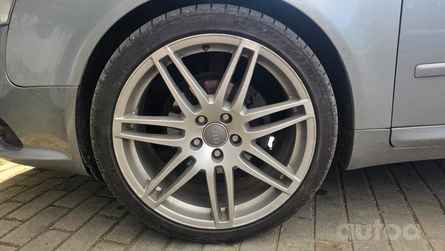 Audi, aliaj ușor