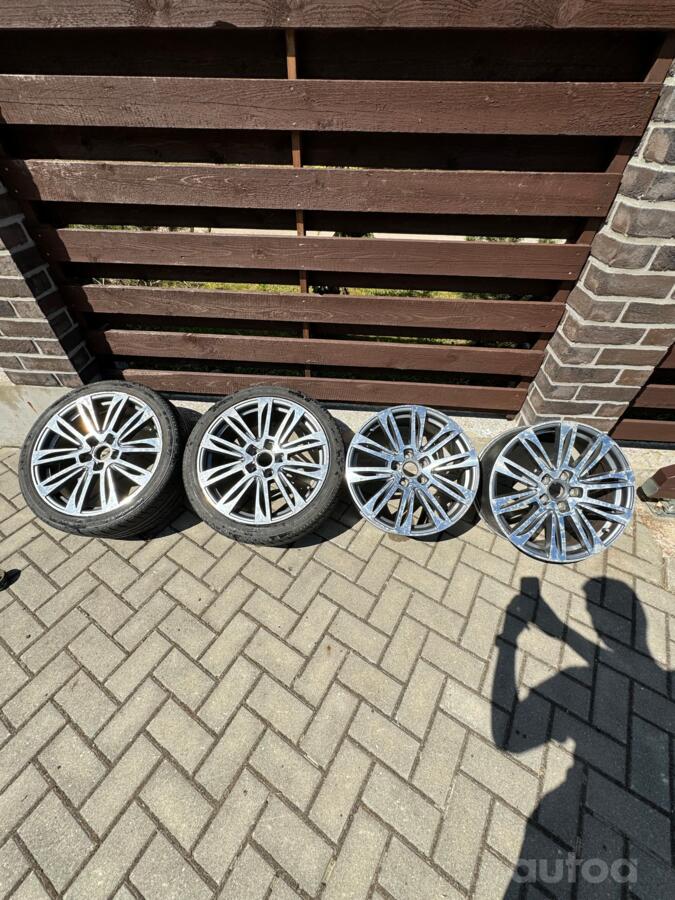 Audi, aliaj ușor