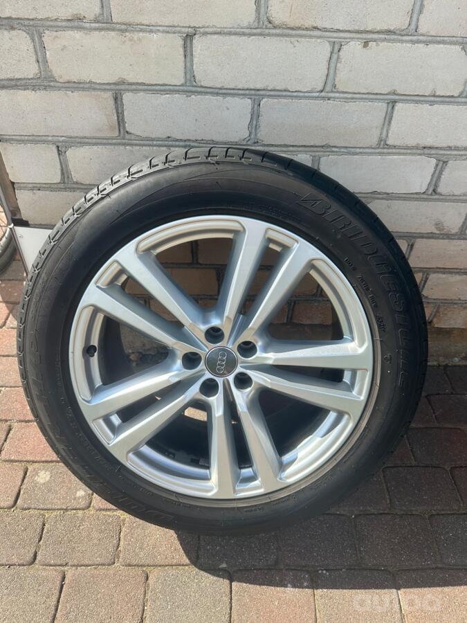 Audi, light alloy
