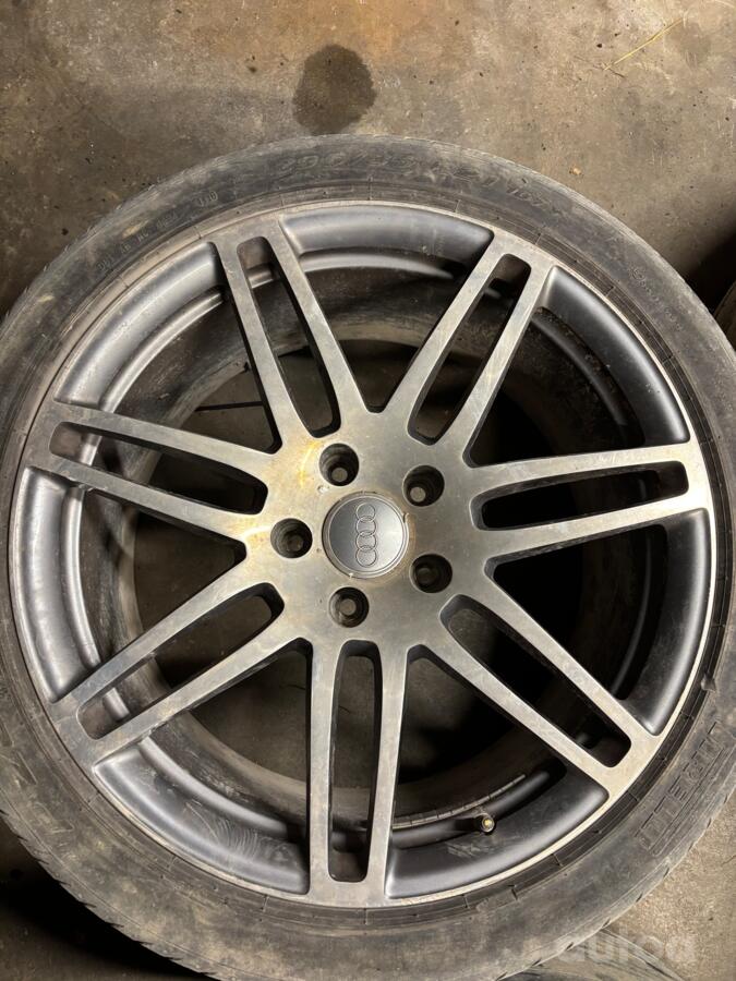 Audi, light alloy