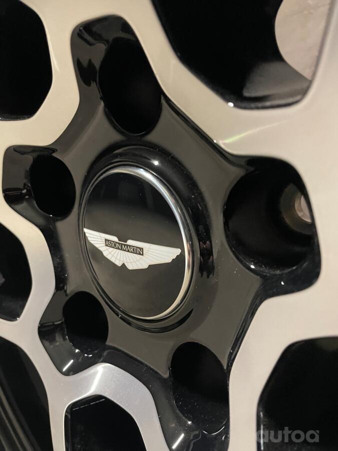 Aston Martin, light alloy