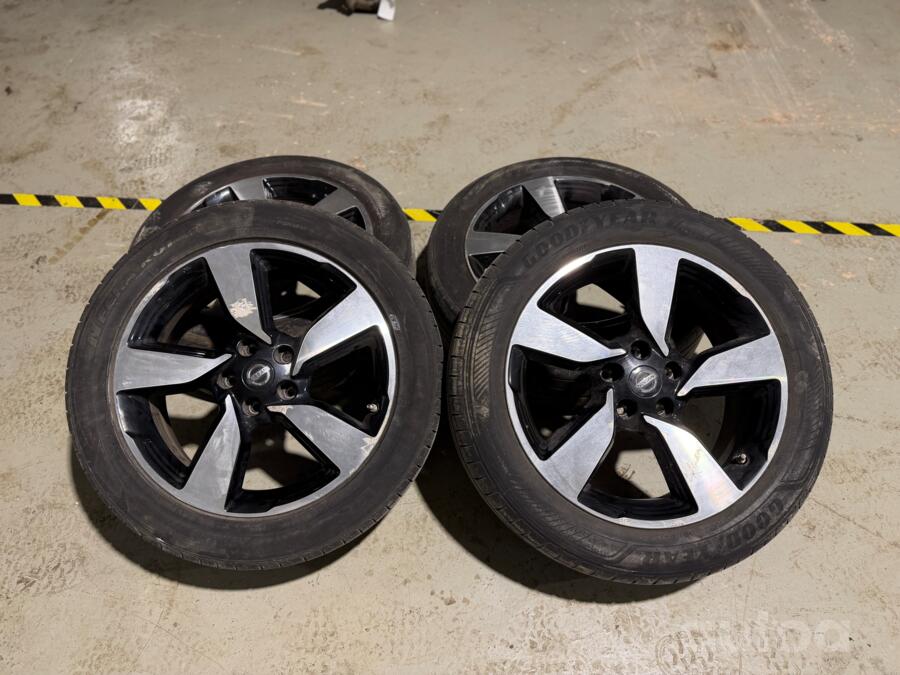 Nissan, light alloy