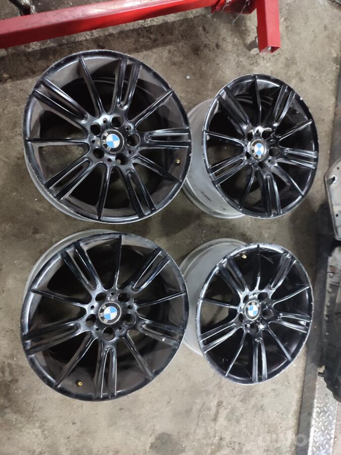 Bmw, light alloy