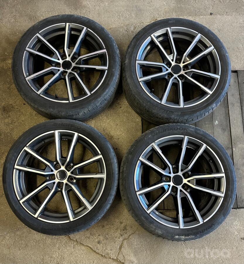 Bmw, light alloy