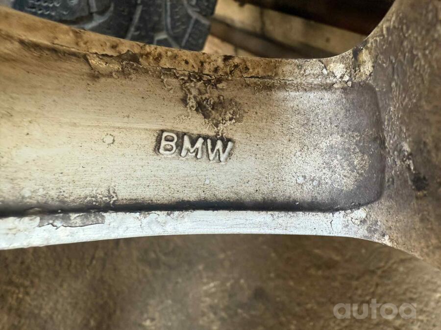 Bmw, light alloy