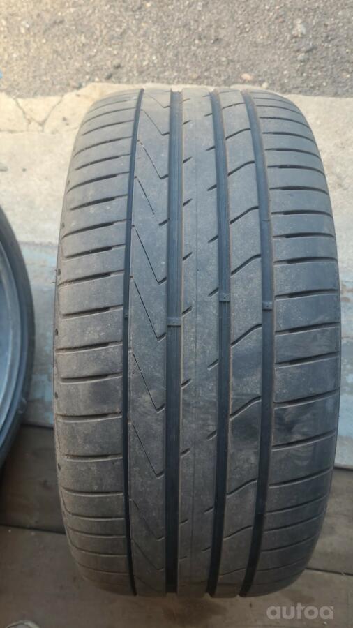 Bmw, light alloy