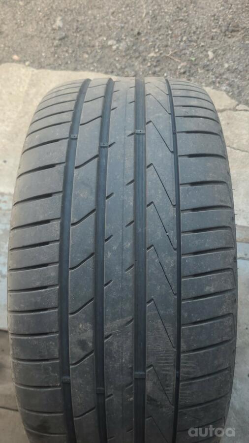 Bmw, light alloy