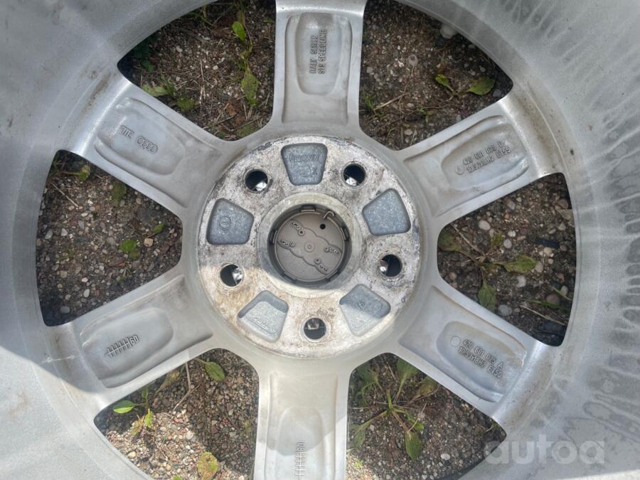 Audi, aliaj ușor