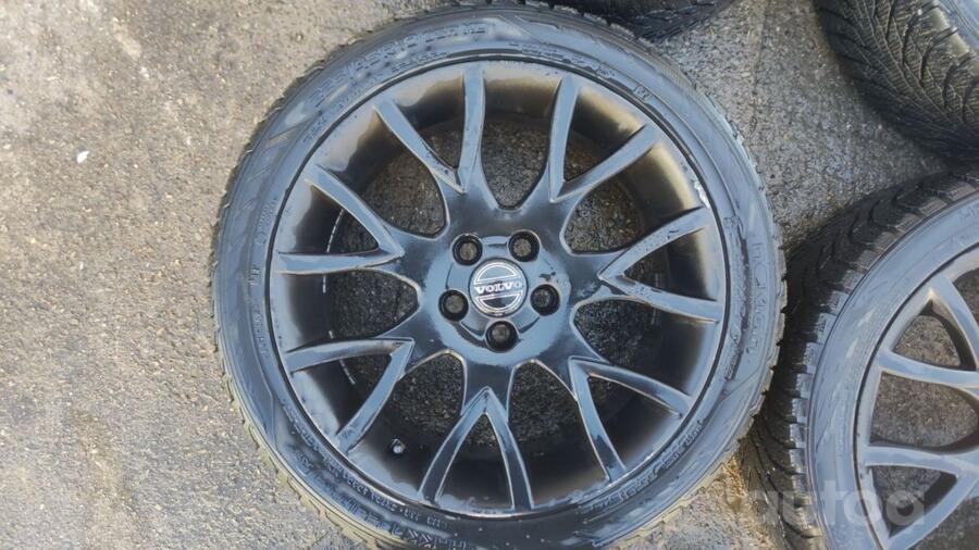 Volvo, light alloy