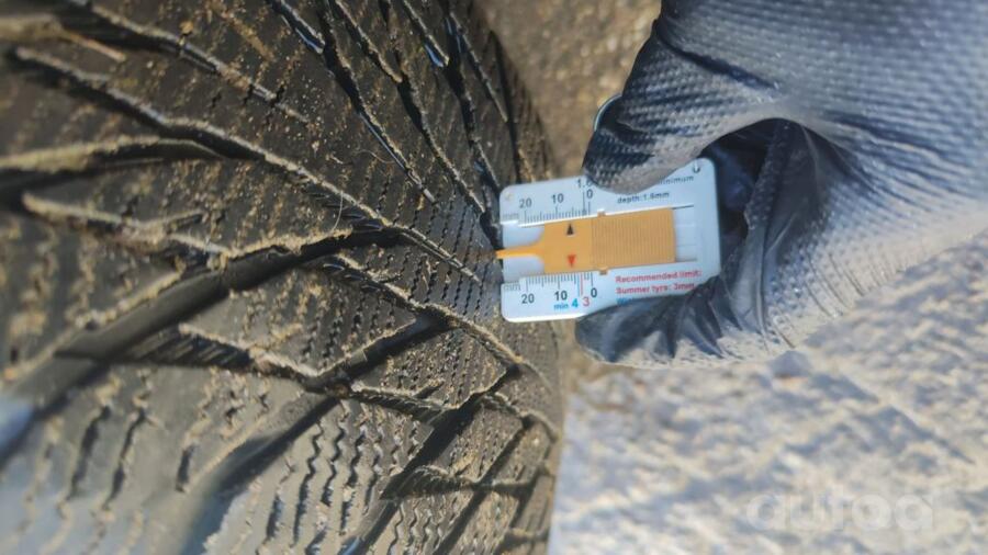 Volvo, light alloy