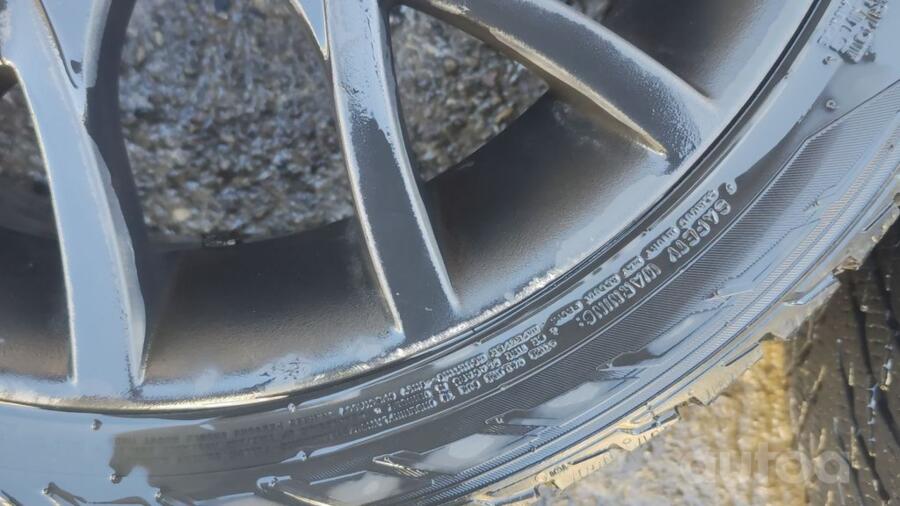 Volvo, light alloy
