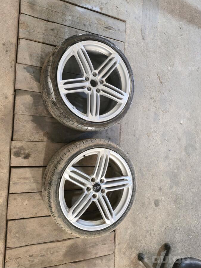 Italy, light alloy