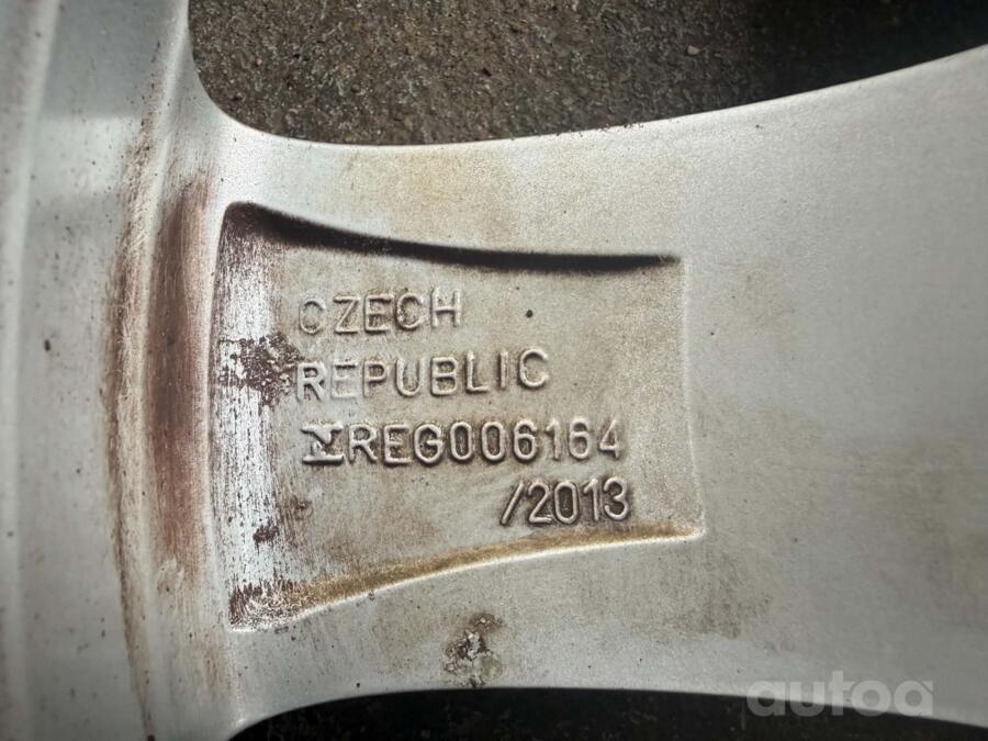 Bmw, light alloy
