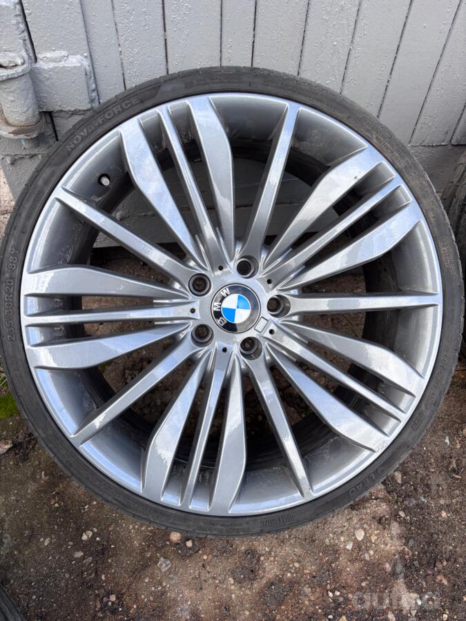 Bmw, light alloy