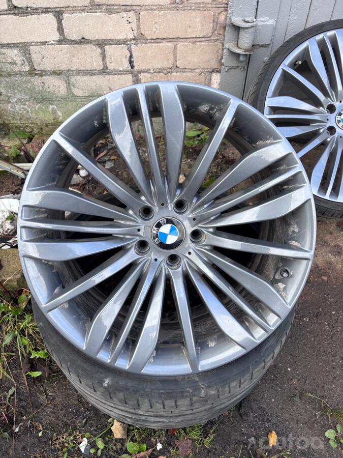 Bmw, light alloy