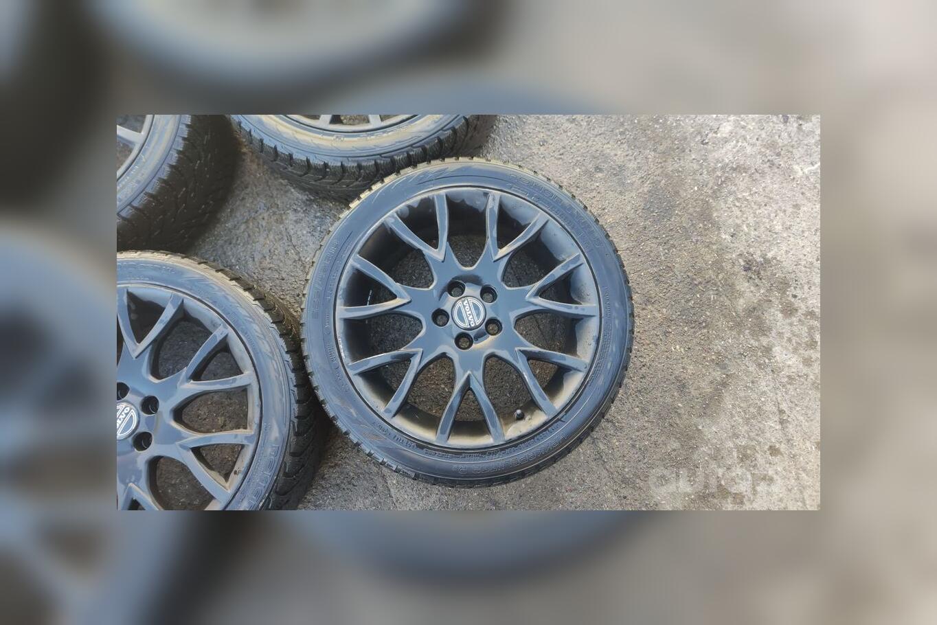 Volvo, light alloy