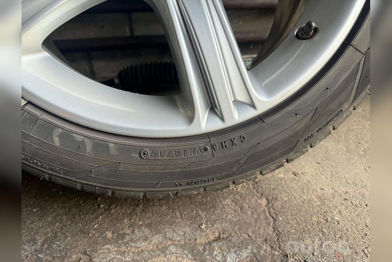 Bmw, light alloy