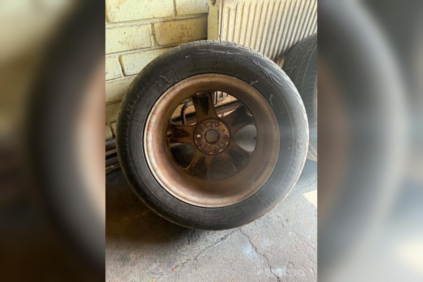 Bmw, light alloy