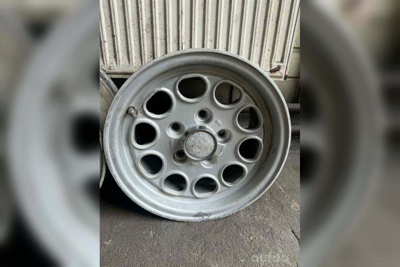 Bmw, light alloy