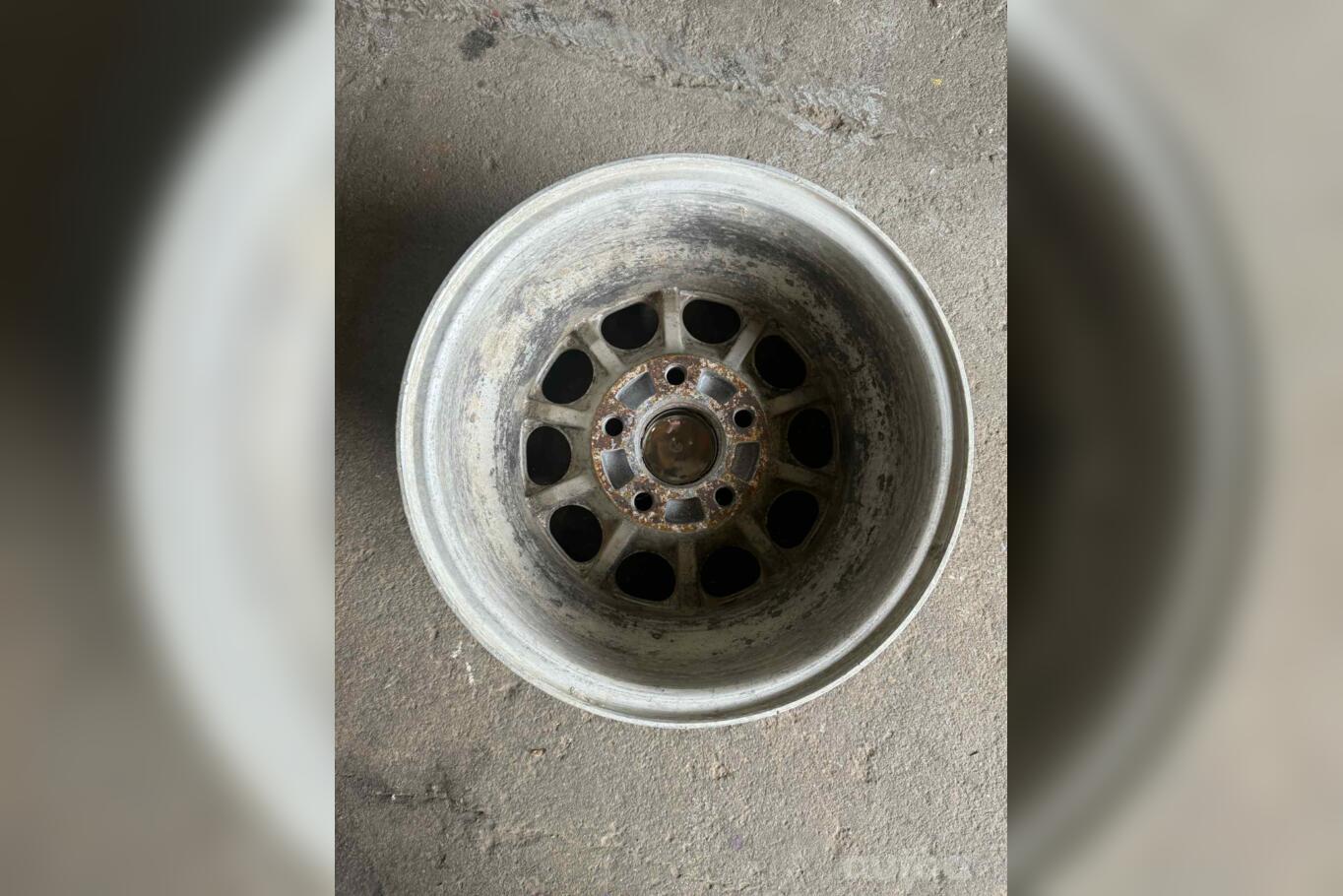 Bmw, light alloy