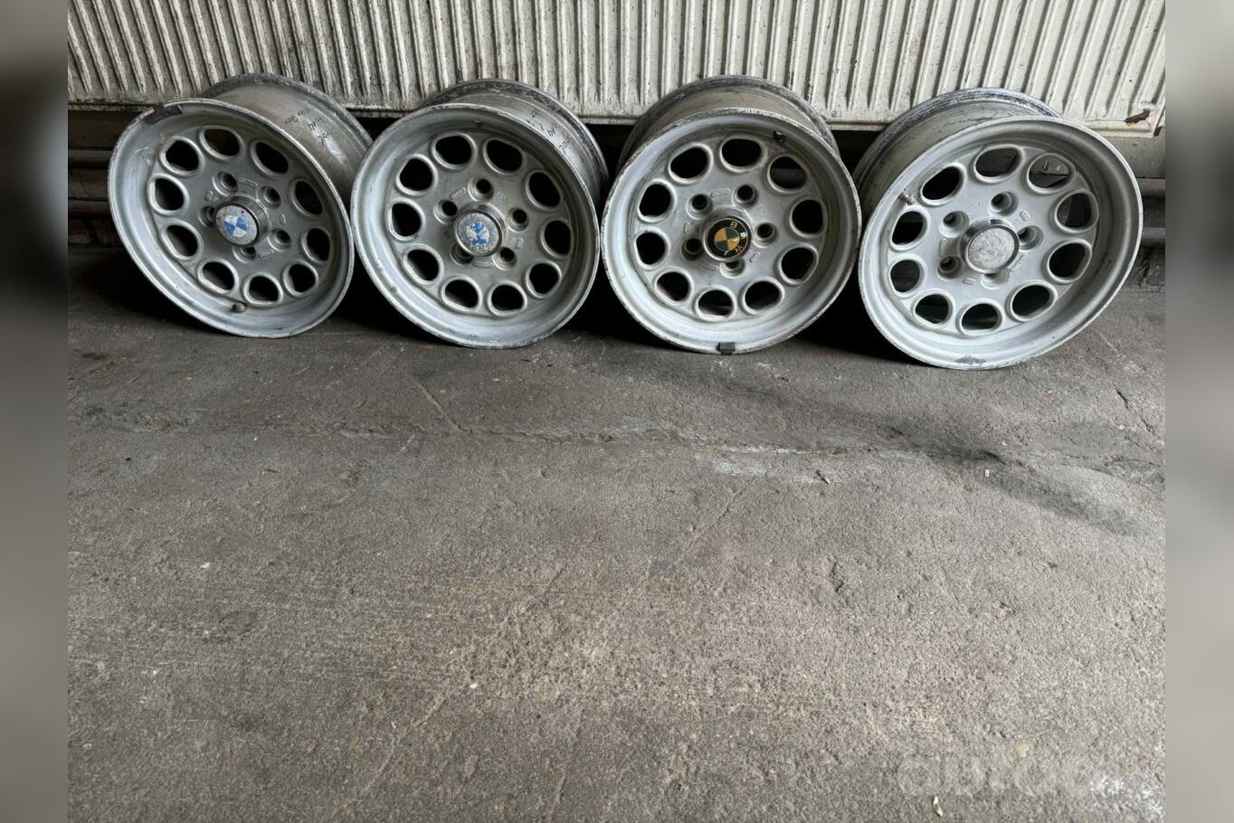 Bmw, light alloy