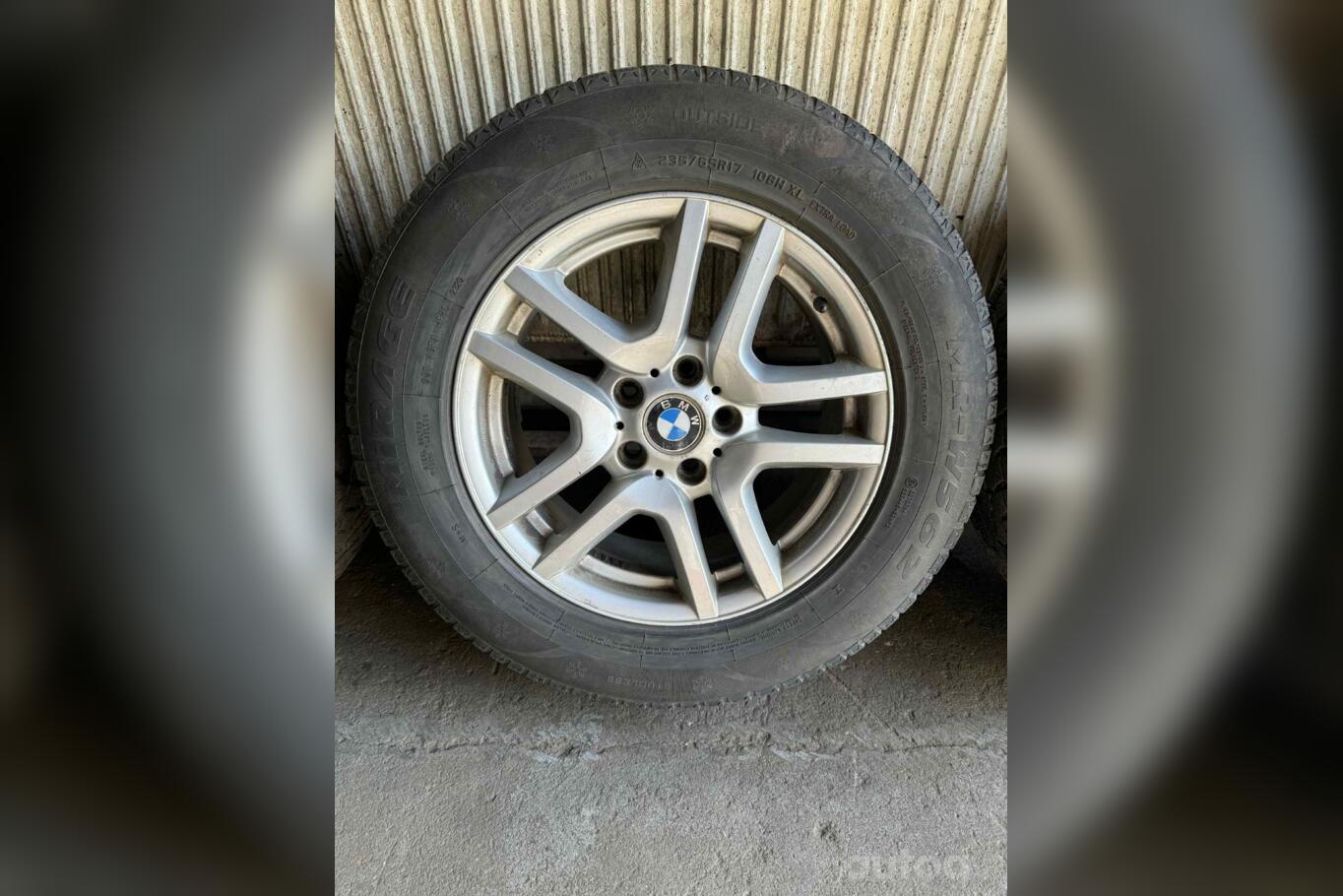 Bmw, light alloy