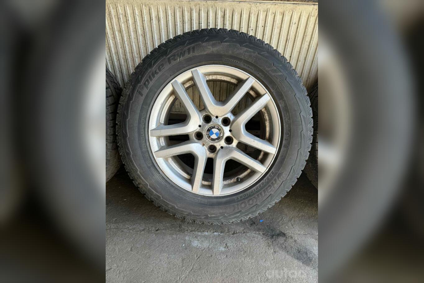 Bmw, light alloy