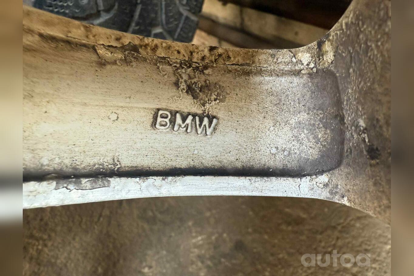 Bmw, light alloy