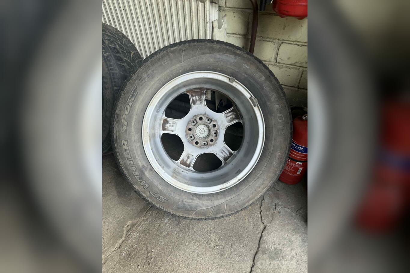 Bmw, light alloy