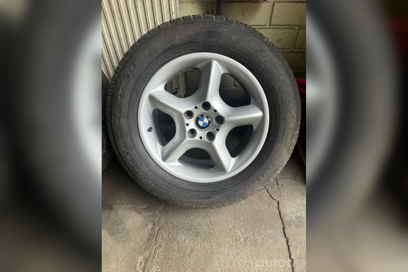 Bmw, light alloy