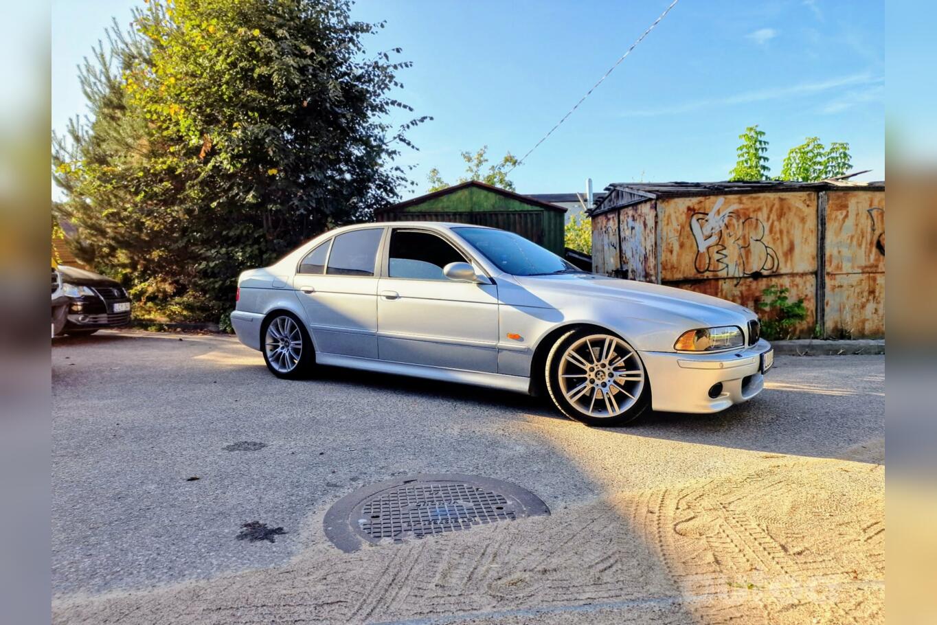 Bmw, light alloy