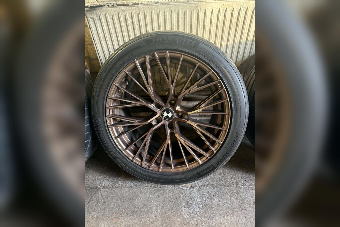 RIVIERA, light alloy