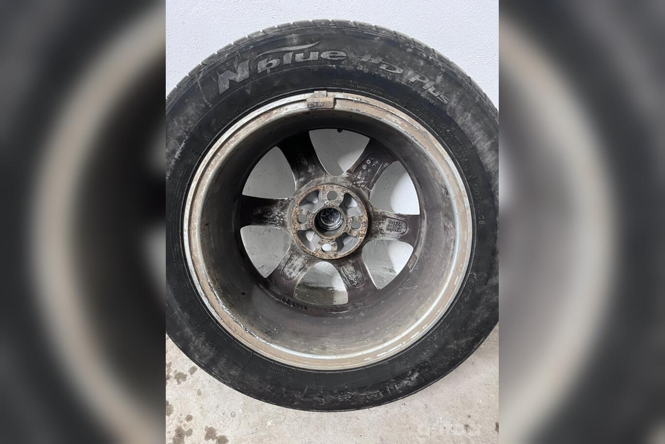 Toyota, light alloy